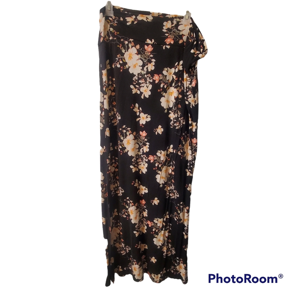 Rue 21 maxi skirt